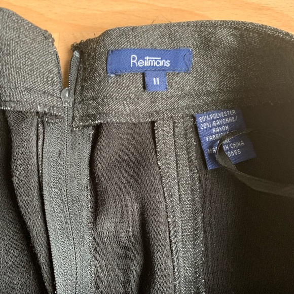 Reitmans Skirt - Picture 2 of 5